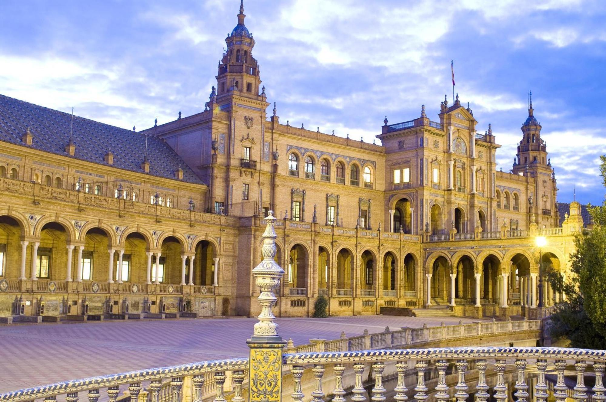 Nh Sevilla Plaza De Armas, Seville